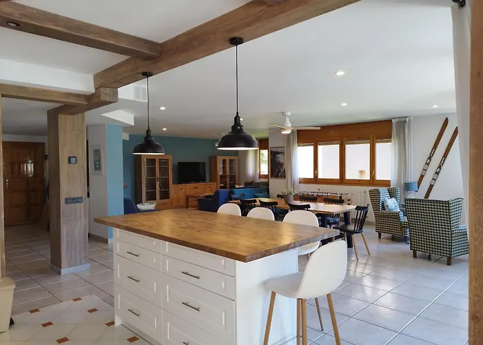 Villa San Lure Jaca